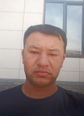 Iskandar Boymuro из Toshkent 29 лет