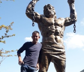 Leonid, 58, Adler
