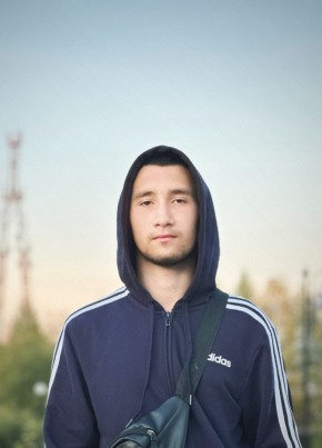 Камиль из Нягани 20 лет
