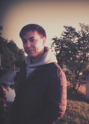 Олег, 32, Россия, Цивильск