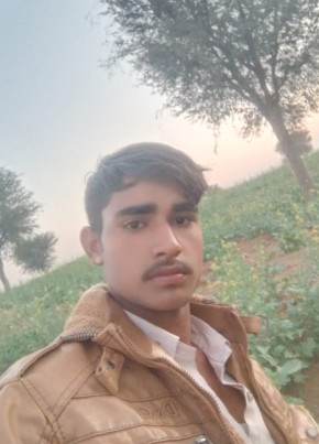 Dalip Kumar, 19, India, Jaipur