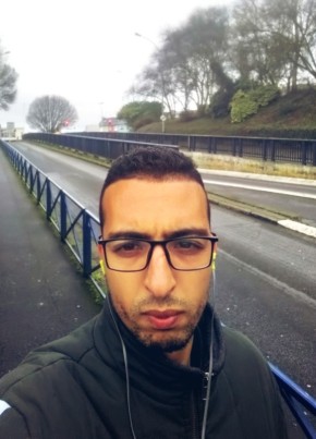 youssef, 31, République Française, Brest