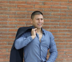 Erikzon, 46, Barcelona