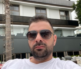 Lio, 41, Sharjah