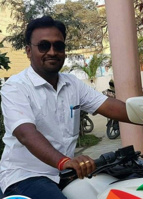 Krishna, 37, India, Nandikotkūr