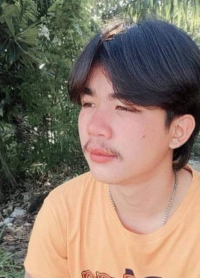 Liu, 21, Thailand, Bangkok
