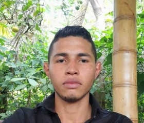 Luis, 25, Pitalito