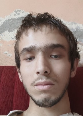 Umut can из Bolu 18 лет