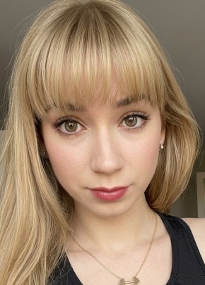 Alina Ogomuno из Polkowice 26 лет