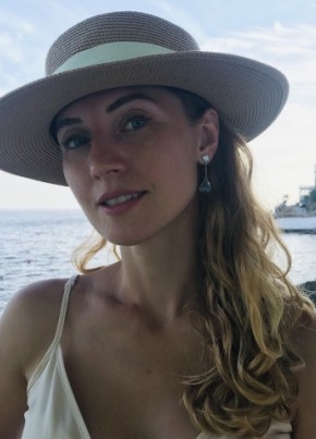Alexandra, 29, Russia, Omsk