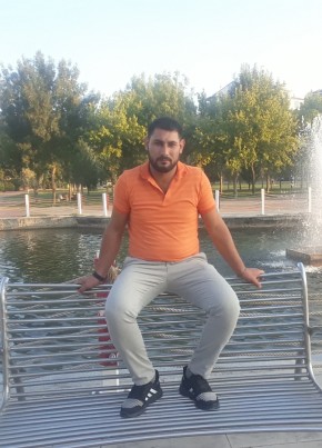 Ömer Mercan, 30, Türkiye Cumhuriyeti, Aksaray