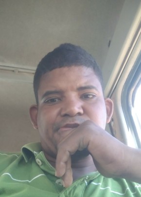 Juan, 33, República de Santo Domingo, La Mata de Santa Cruz