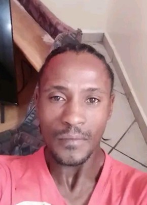 Patrick swartz, 33, Namibia, Walvis Bay
