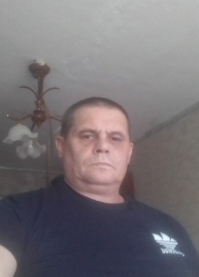 Юрий из Калтана 52 года