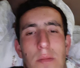 Virab, 18, Yerevan