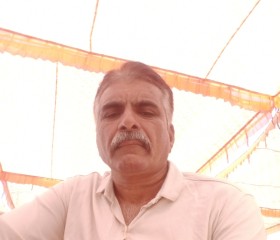 Vanrajsinh, 51 год, Surendranagar