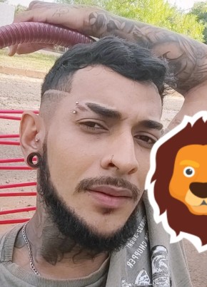 LipE, 19, Brazil, Paranaiba