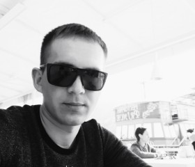Mikhail, 31, Brussels