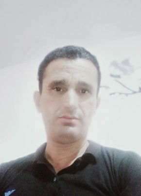 Omar, 45, People’s Democratic Republic of Algeria, Chemini