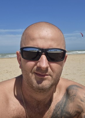 Сергей из Берасьце 42 года