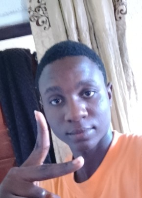 AMO, 18, Ghana, Accra