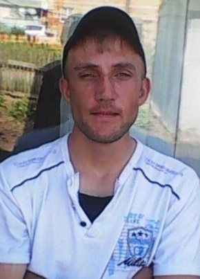 Денис из Бердска 36 лет