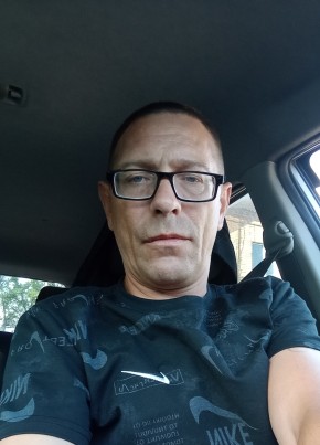 Дмитрий из Уссурийска 44 года