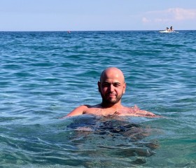 Habibi, 33, Turin
