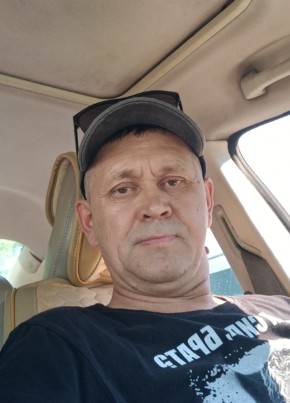 Олег из Ульяновска 51 год