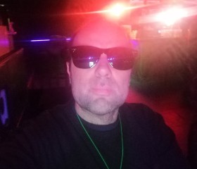 Νικος, 46, Zoetermeer