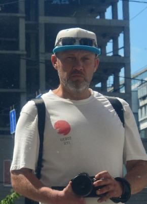 Максим из Челябинска 43 года