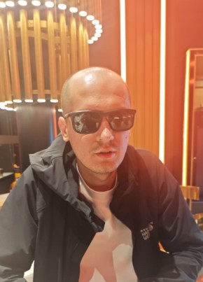 Aleksandr, 36, China, Beijing