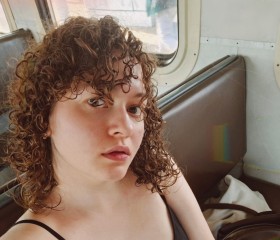 Taisiya, 21, Washington D.C.