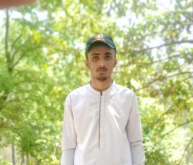 Usama, 21, Kahuta