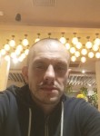 Anton, 35, Moscow
