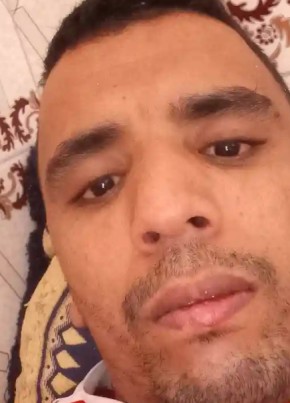 Youssfe из Saint Louis 26 лет