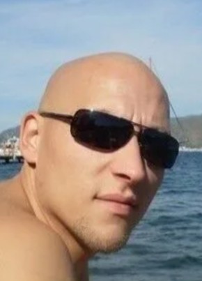 Данил из Находки 41 год
