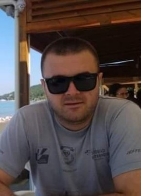 Daniel, 32, Albania, Berat