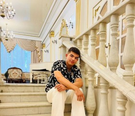 aziz, 21, Yekaterinburg