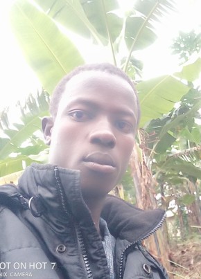 Muhwezi Clemen, 23, Uganda, Kasese