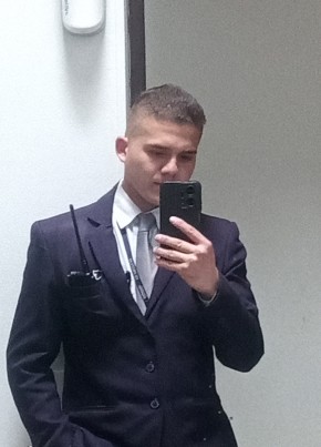 Luis miguel monr из Santafe de Bogotá 24 года