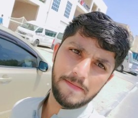 Asim, 18, Sharjah