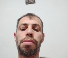 A, 21, Karabaglar