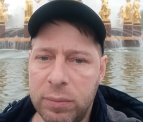 Vitaliy, 39, Moscow