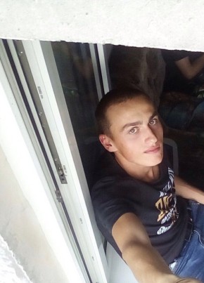 Александр, 25, Россия, Петровск