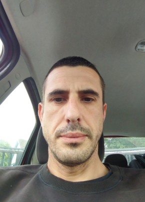 Stivibogoss из Pau 30 лет