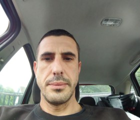Stivibogoss, 30, Pau