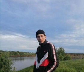 Павел, 21 год, Киров (Кировская обл.)