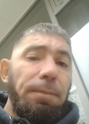 Макс из Чегдомына 41 год