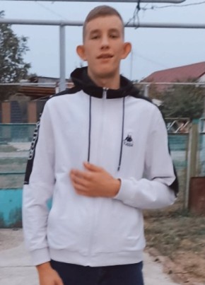 Анатолий, 19, Россия, Коноково